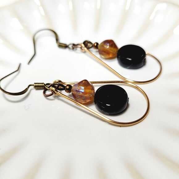 artisan earrings 355#mfs Teardrop dangle earrings linear stack Amber & Onyx glas - Picture 3 of 6